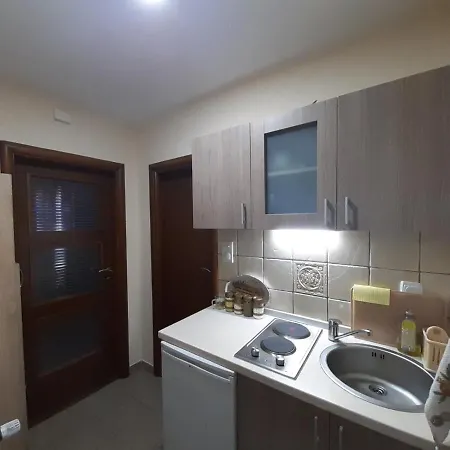 Nik Apartment